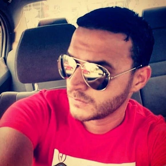 Meet your Posher, Miguel - Picture 1 of 1